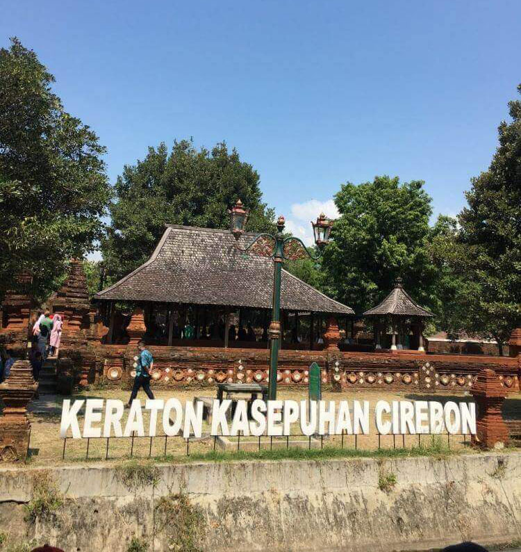 19 Rumah Adat Keraton Kasepuhan Cirebon Paling Baru Lingkar Png